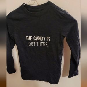 Cat & Jack boys size XS 4 to 5 long sleeve T.